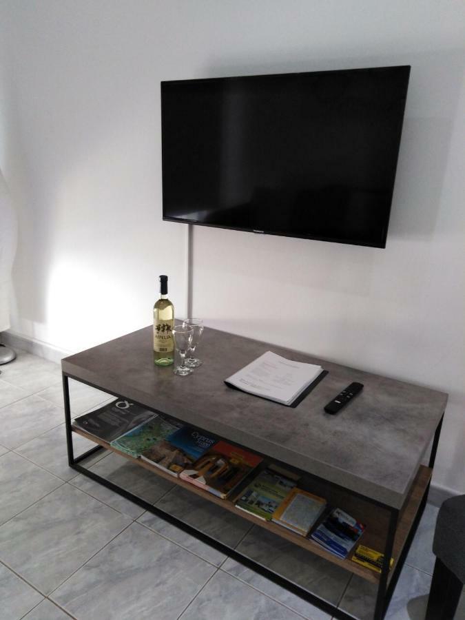 Modern Apartment In Paphos Town Centre 외부 사진